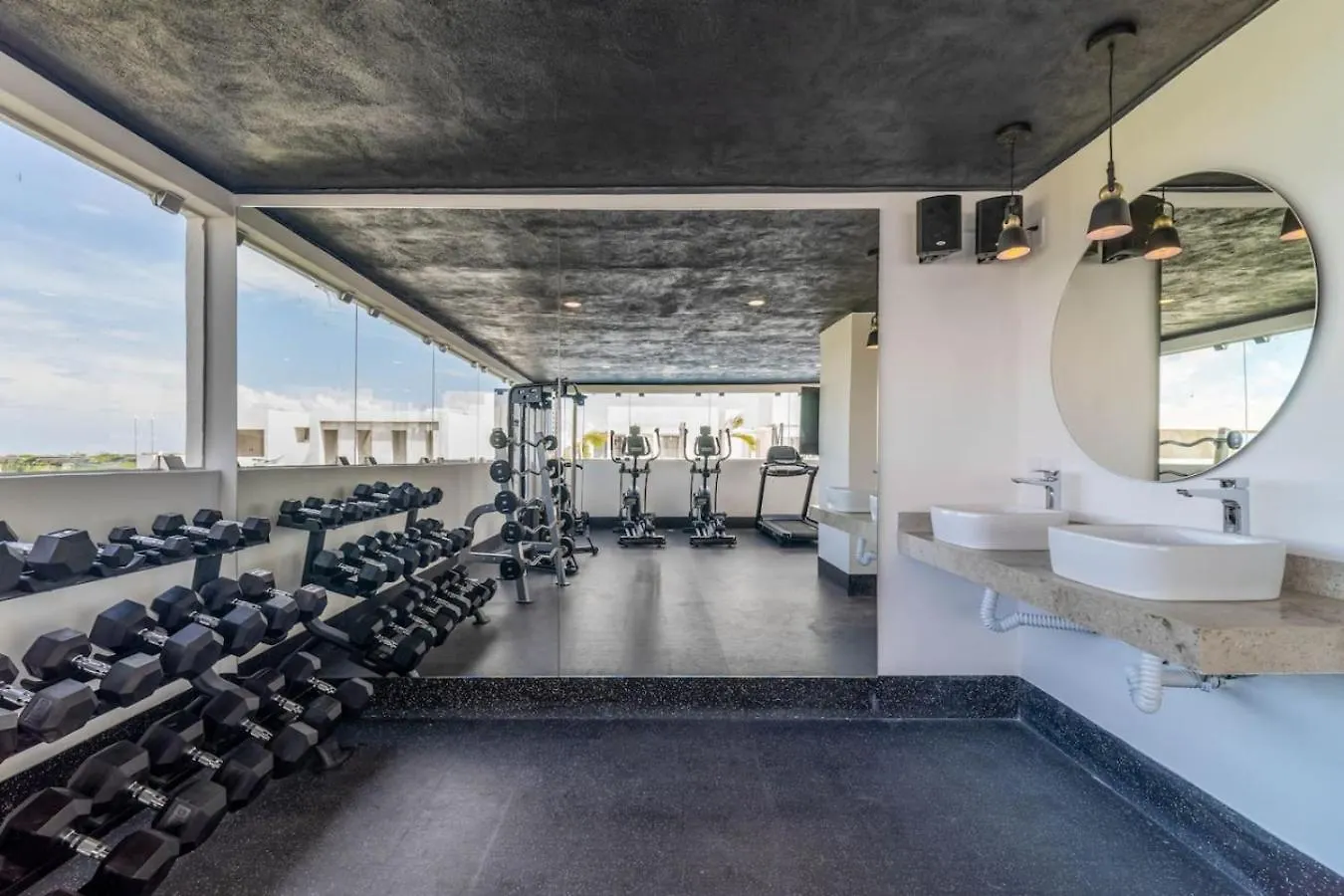 King Suite With Private Balcony, Gym, Rooftop Pool Tulum Holiday home
